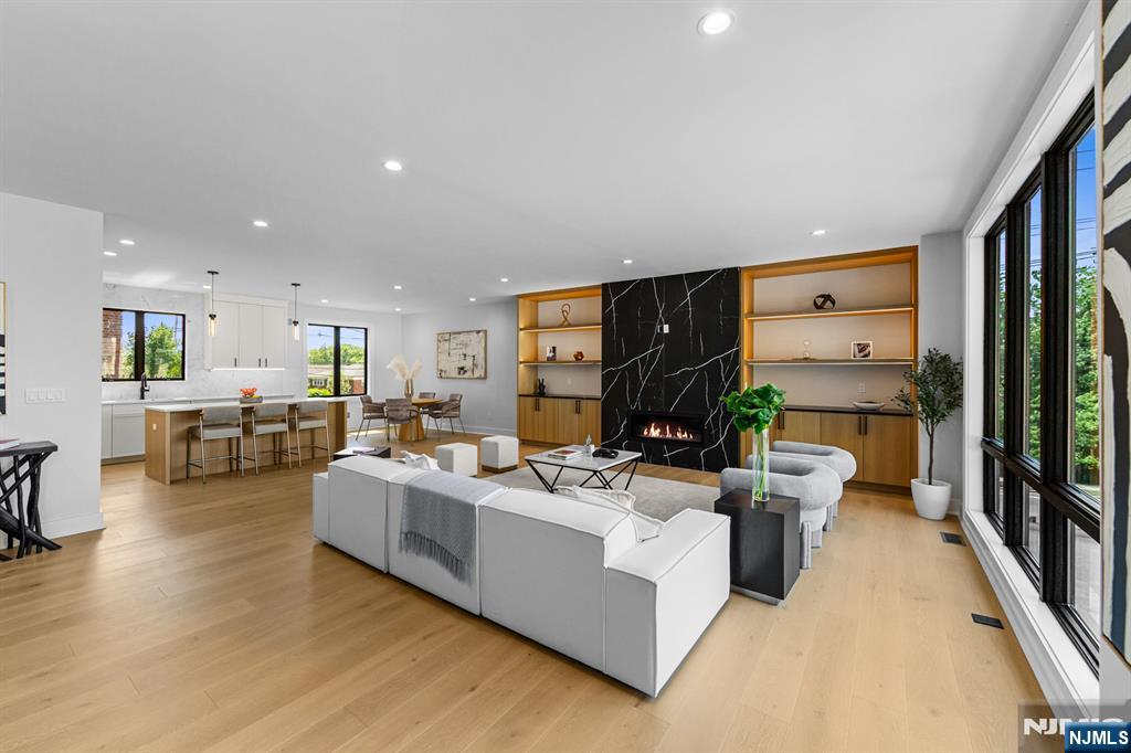 401 A Grand Avenue A