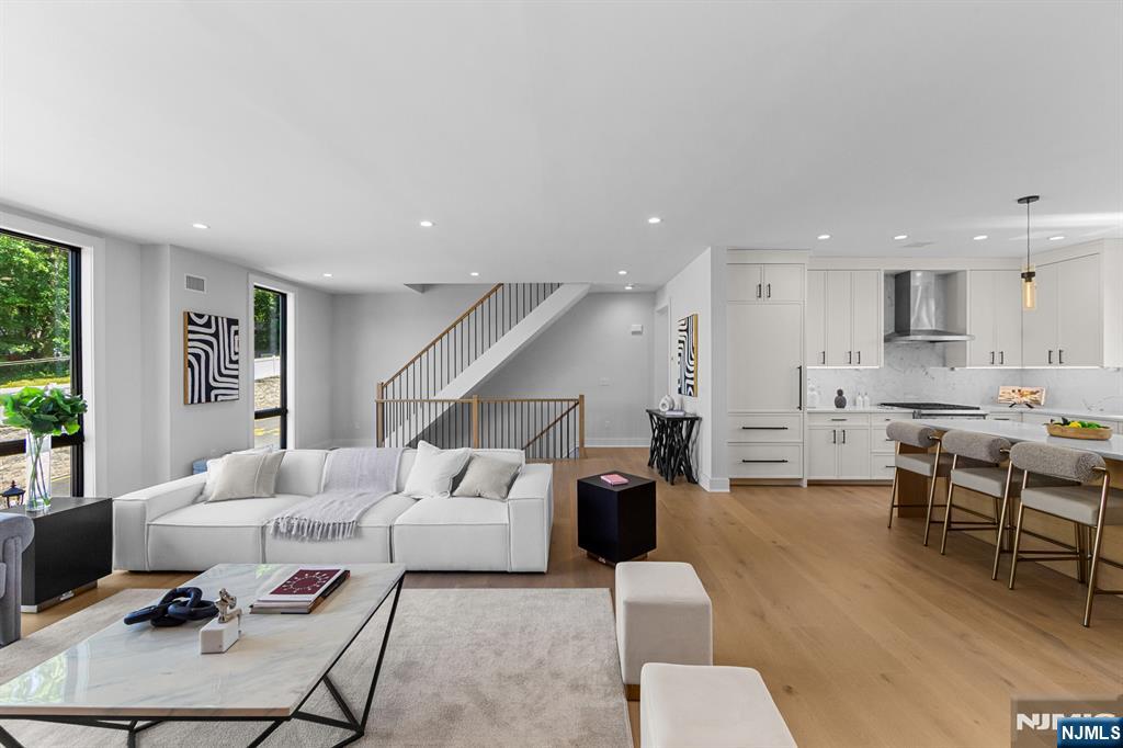 401 A Grand Avenue A