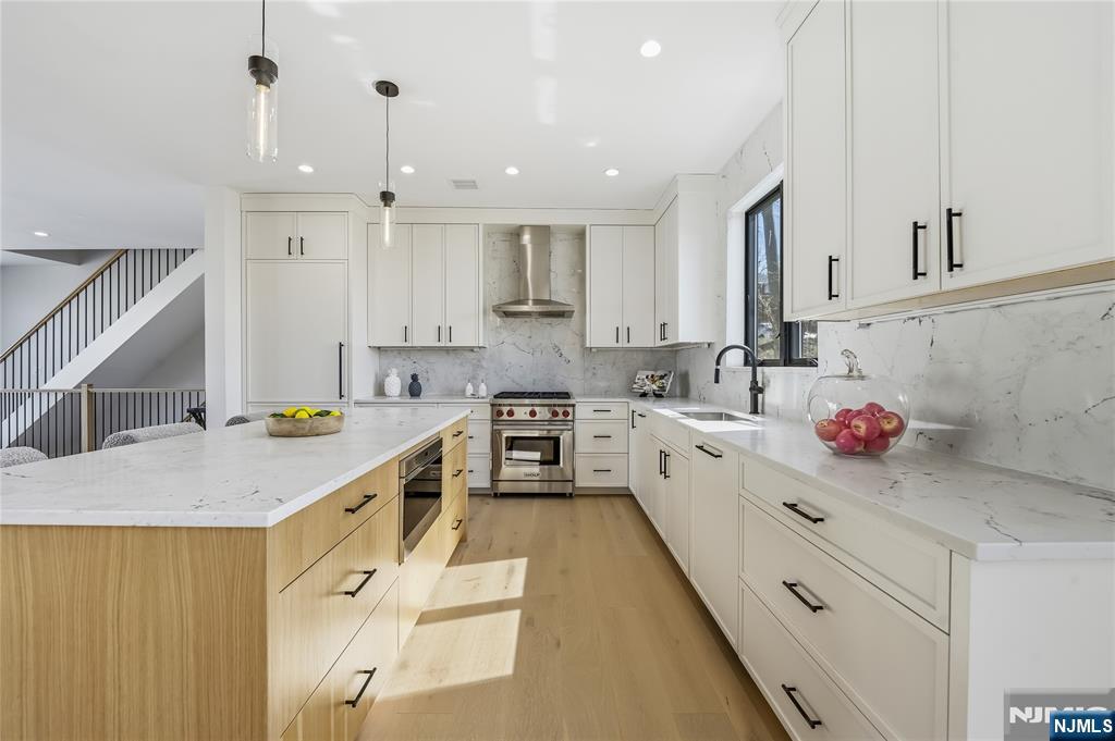 401 B Grand Avenue 401 B