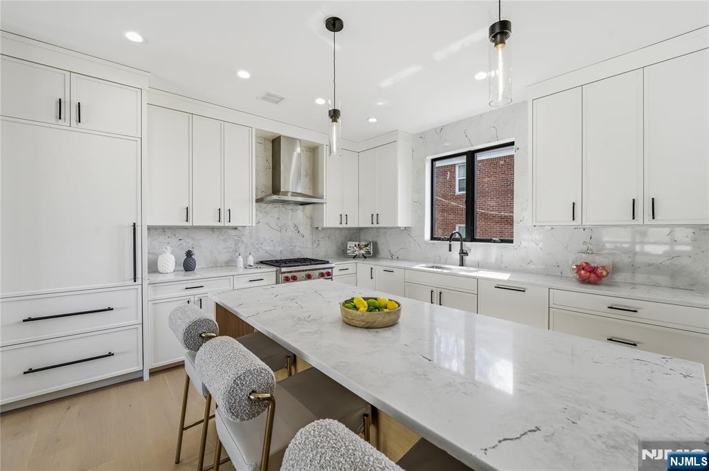 401 B Grand Avenue 401 B