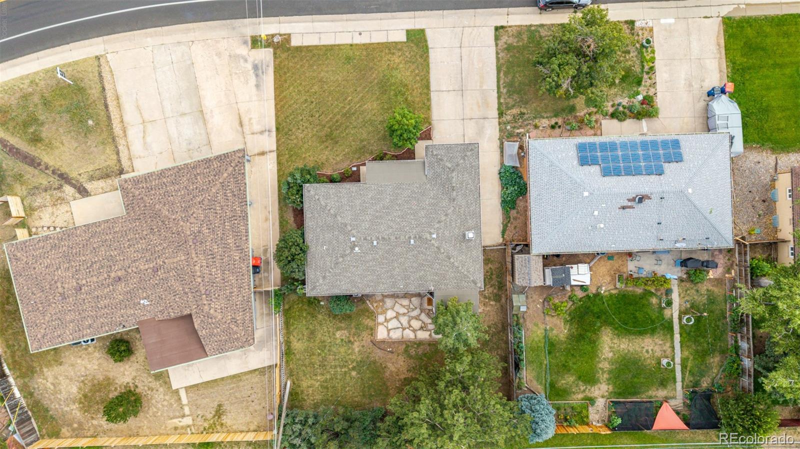 945 E 10th Avenue