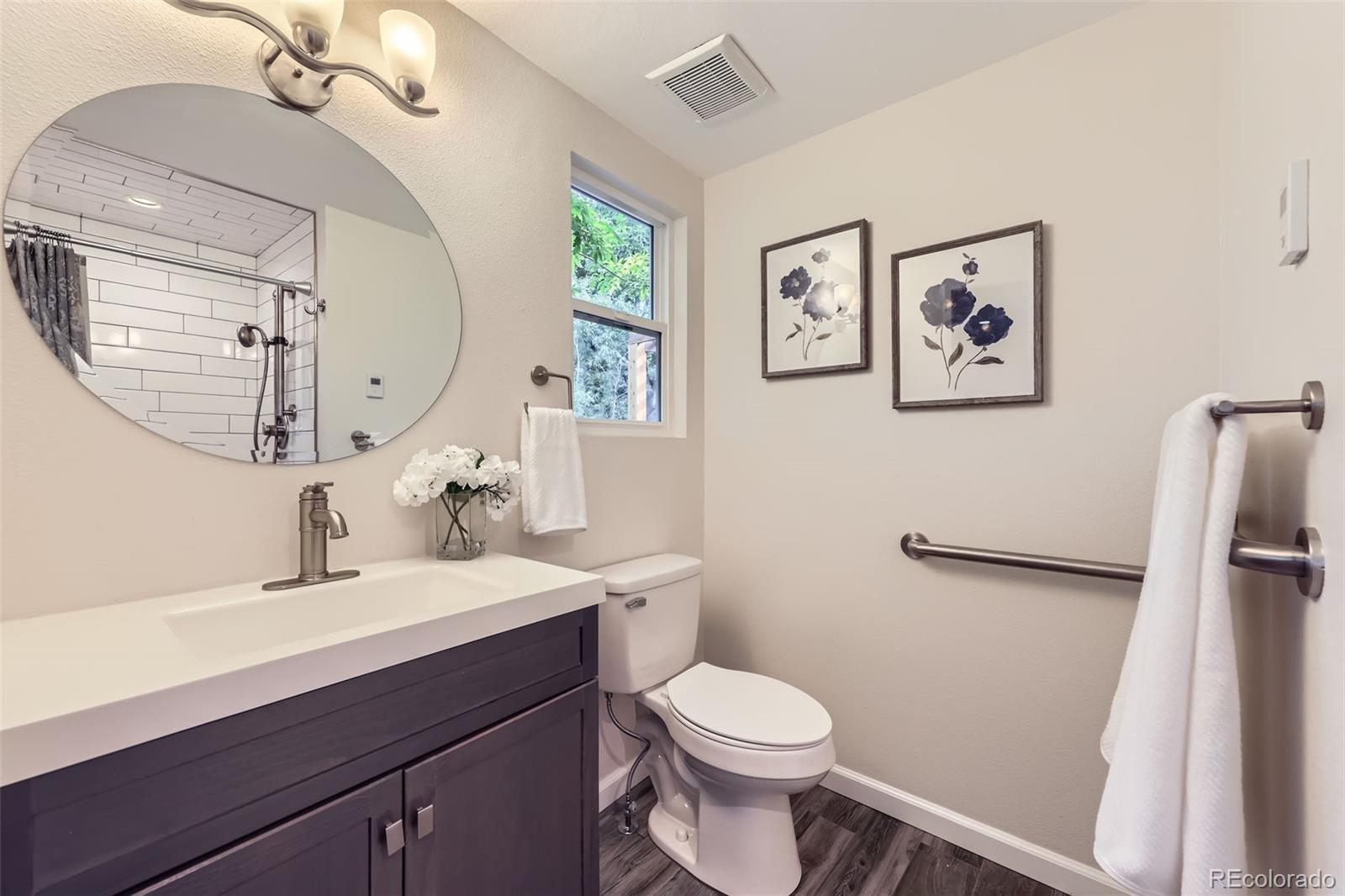 284 S Lincoln Avenue