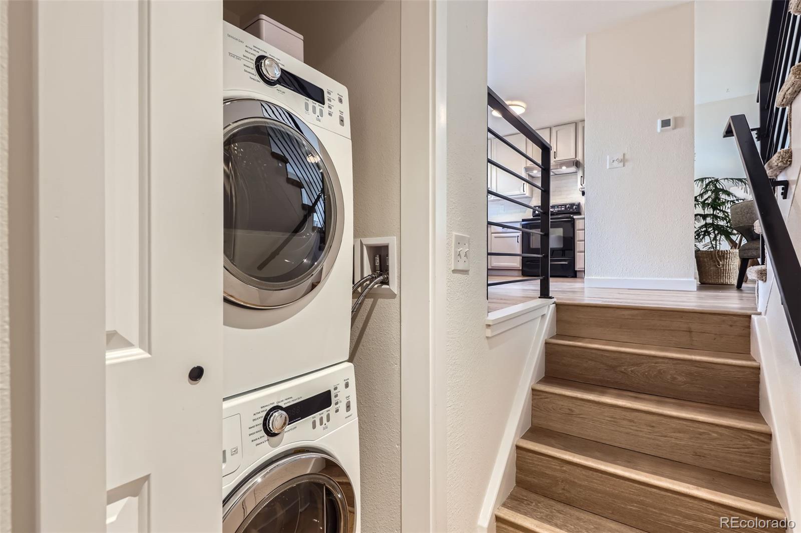 284 S Lincoln Avenue