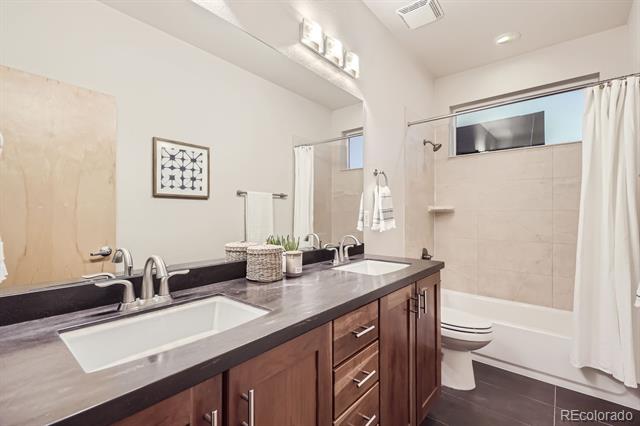 1341 Snowberry Lane