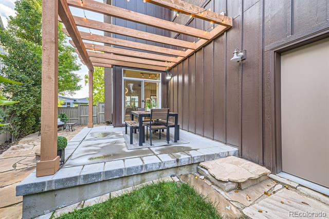 1341 Snowberry Lane