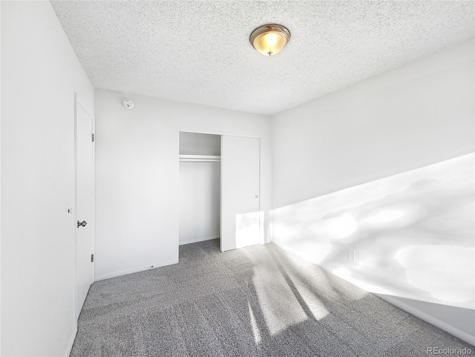 1590 Sagrimore Circle