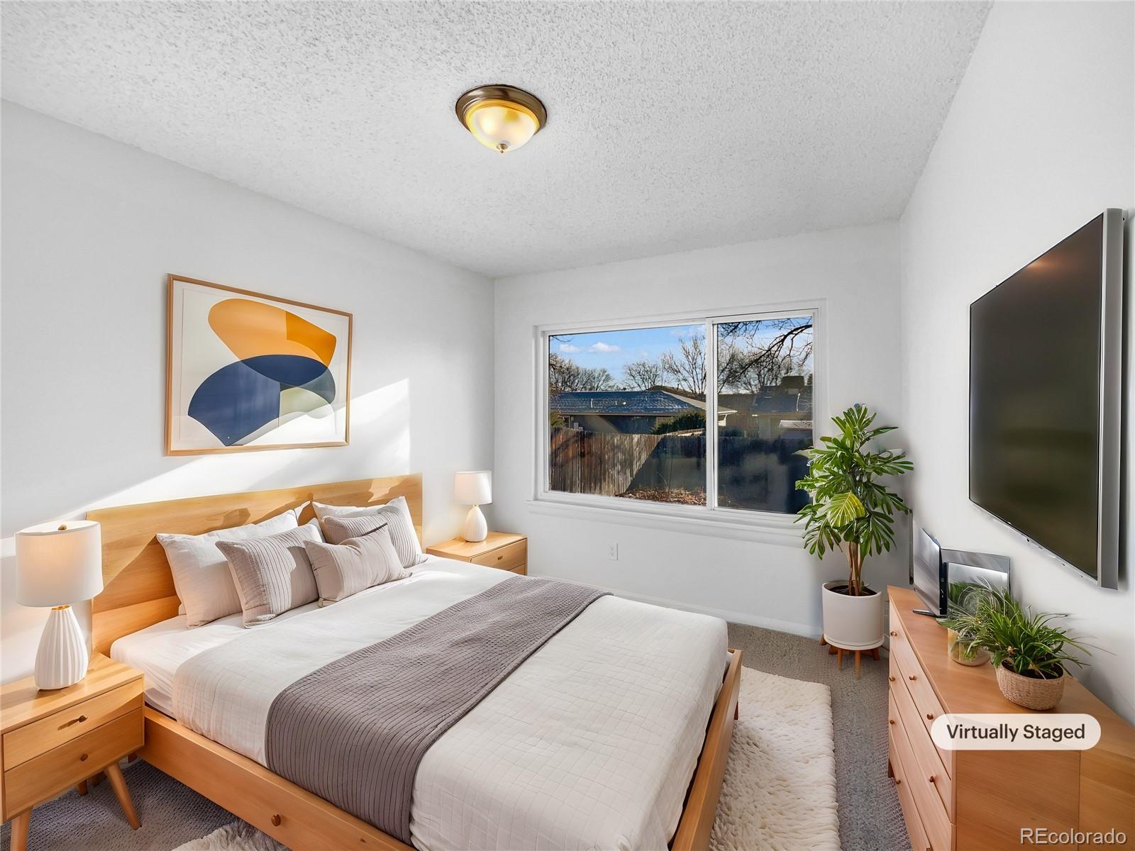 1590 Sagrimore Circle