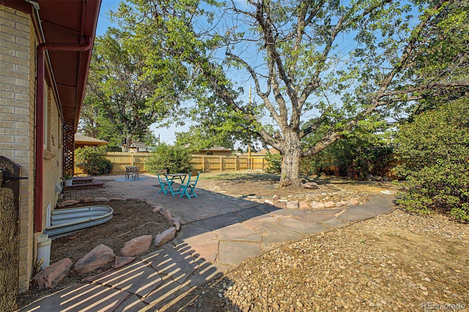 220 Flint Way