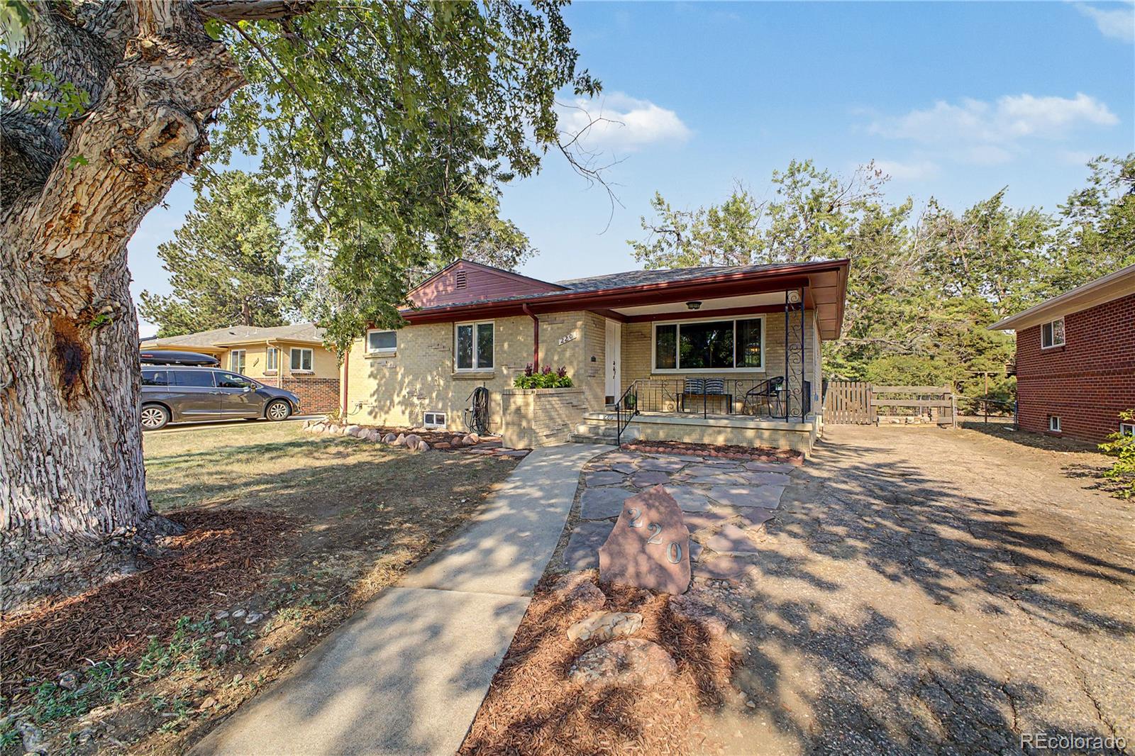220 Flint Way