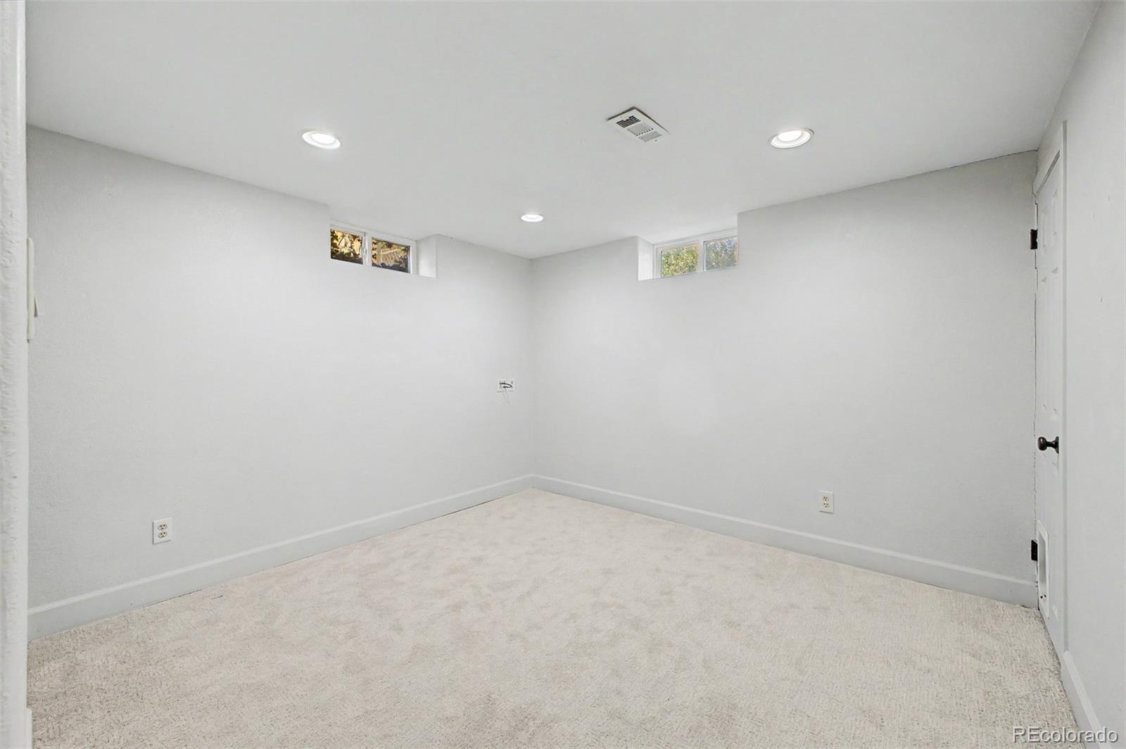 220 Flint Way