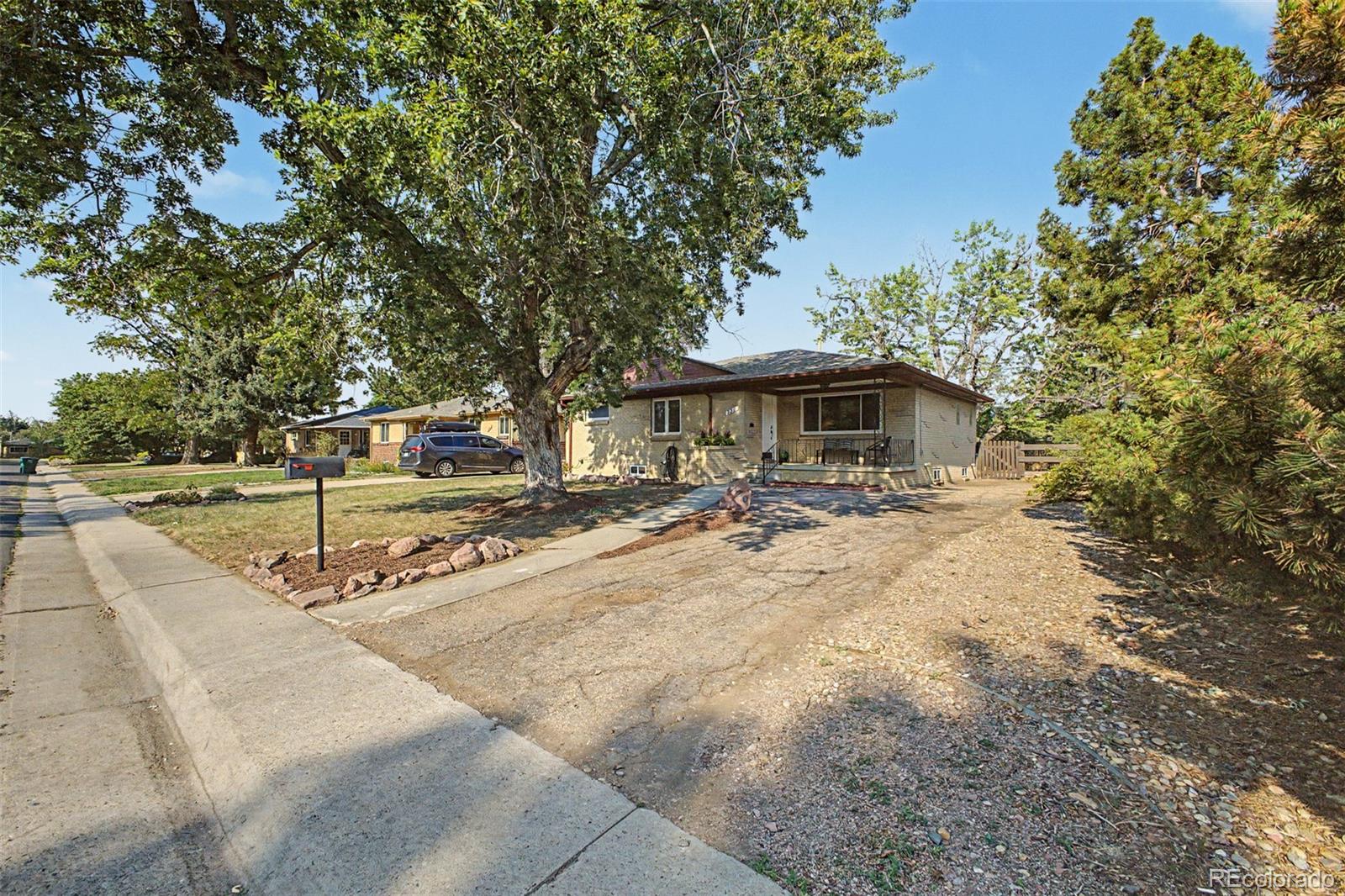 220 Flint Way
