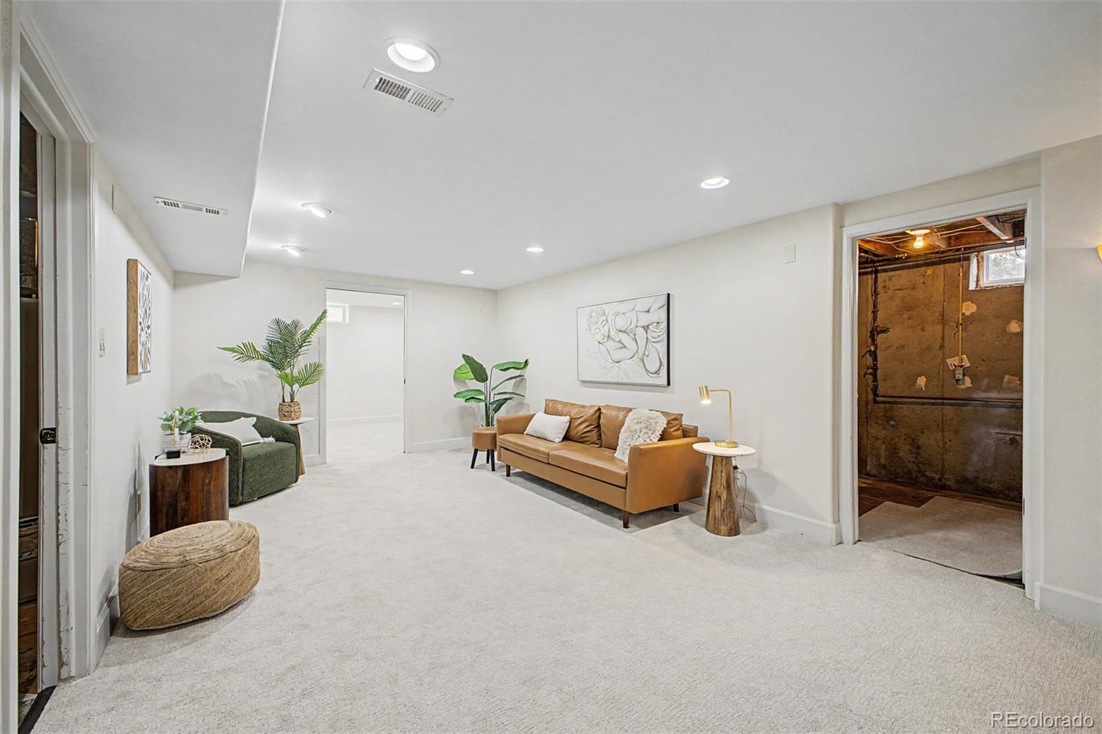 220 Flint Way