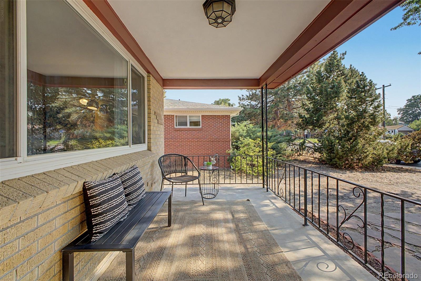 220 Flint Way