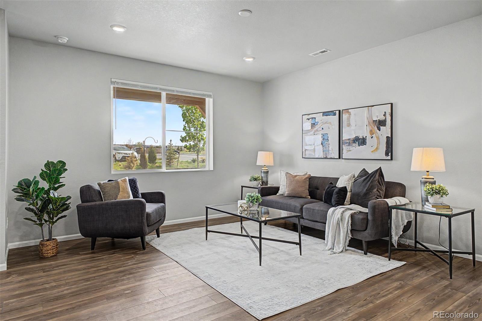 13799 Vispo Way