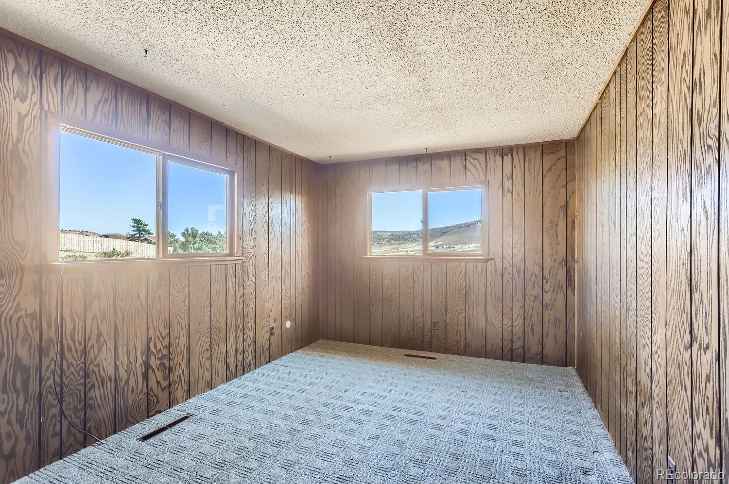 39 Stirrup Hill Court