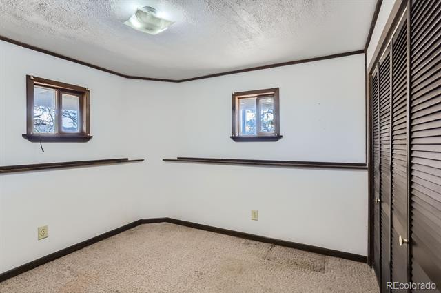 39 Stirrup Hill Court