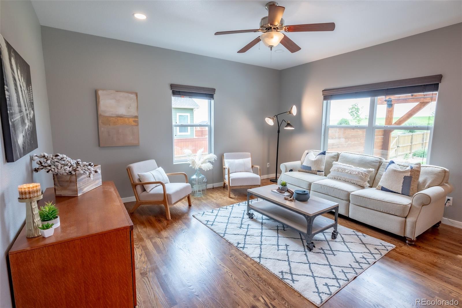 1559 Sierra Plaza Street