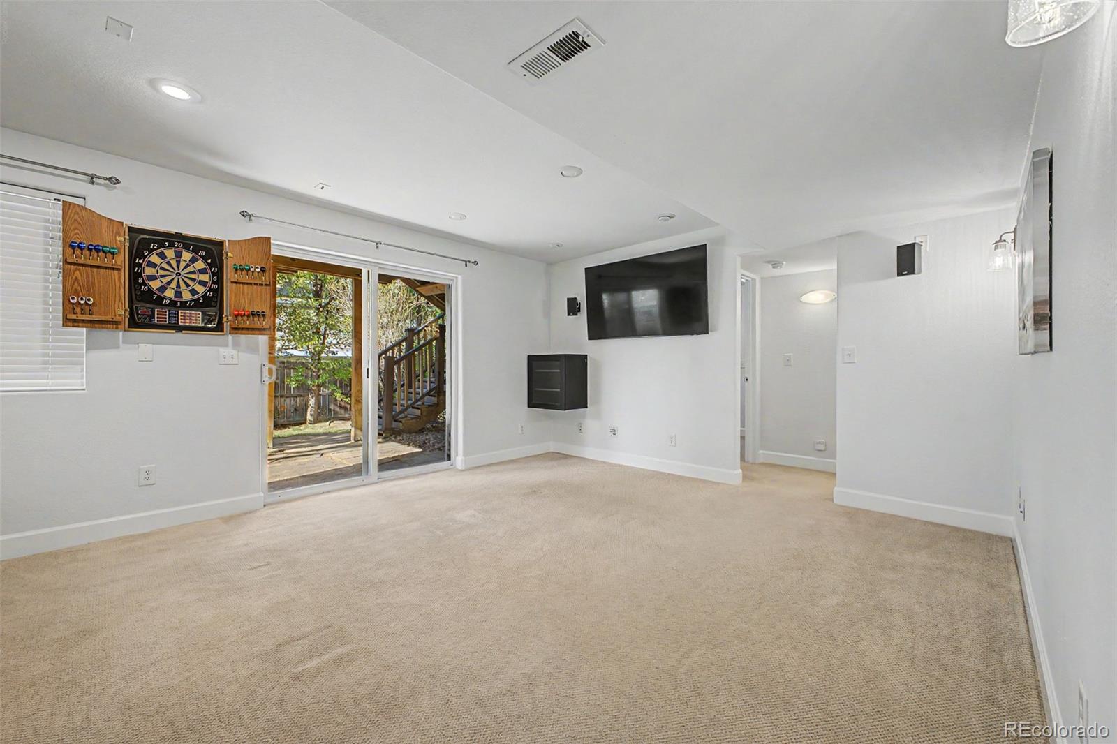 961 Sapphire Way