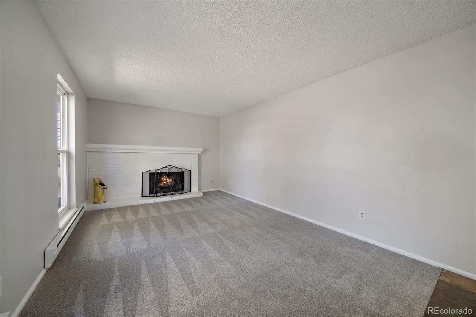 2995 W 10th Avenue Circle