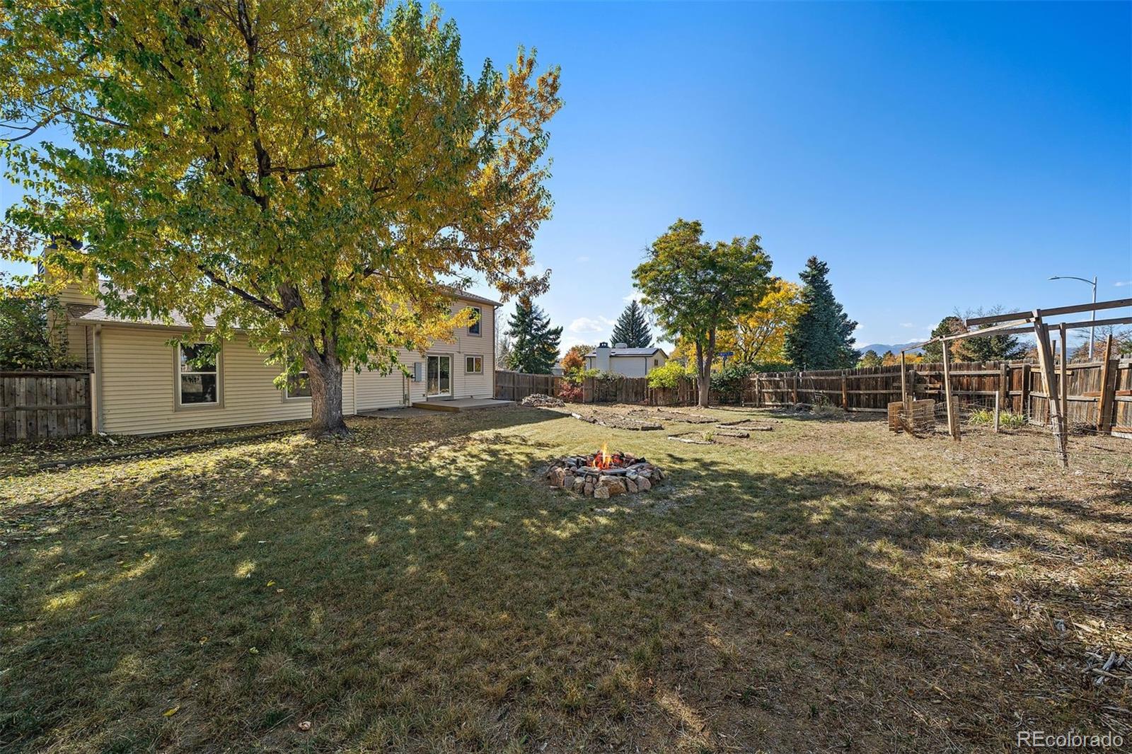 2995 W 10th Avenue Circle