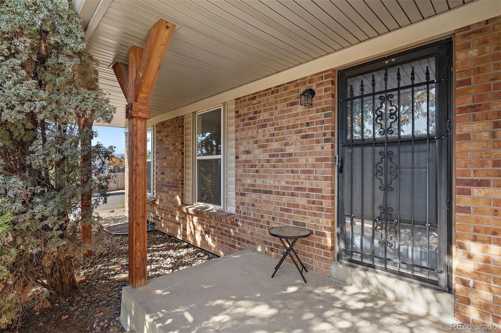 2995 W 10th Avenue Circle