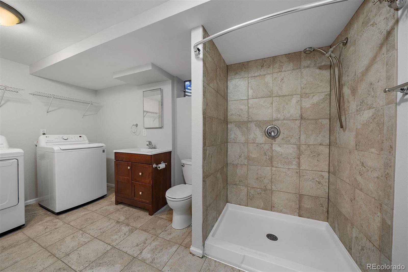 2995 W 10th Avenue Circle