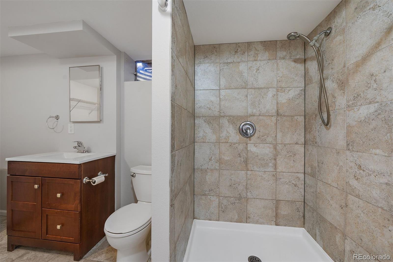 2995 W 10th Avenue Circle