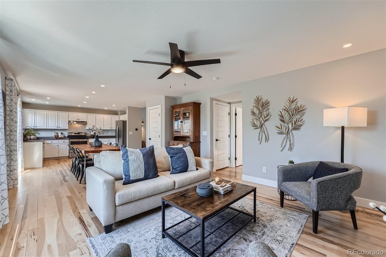 3179 E Yarrow Circle