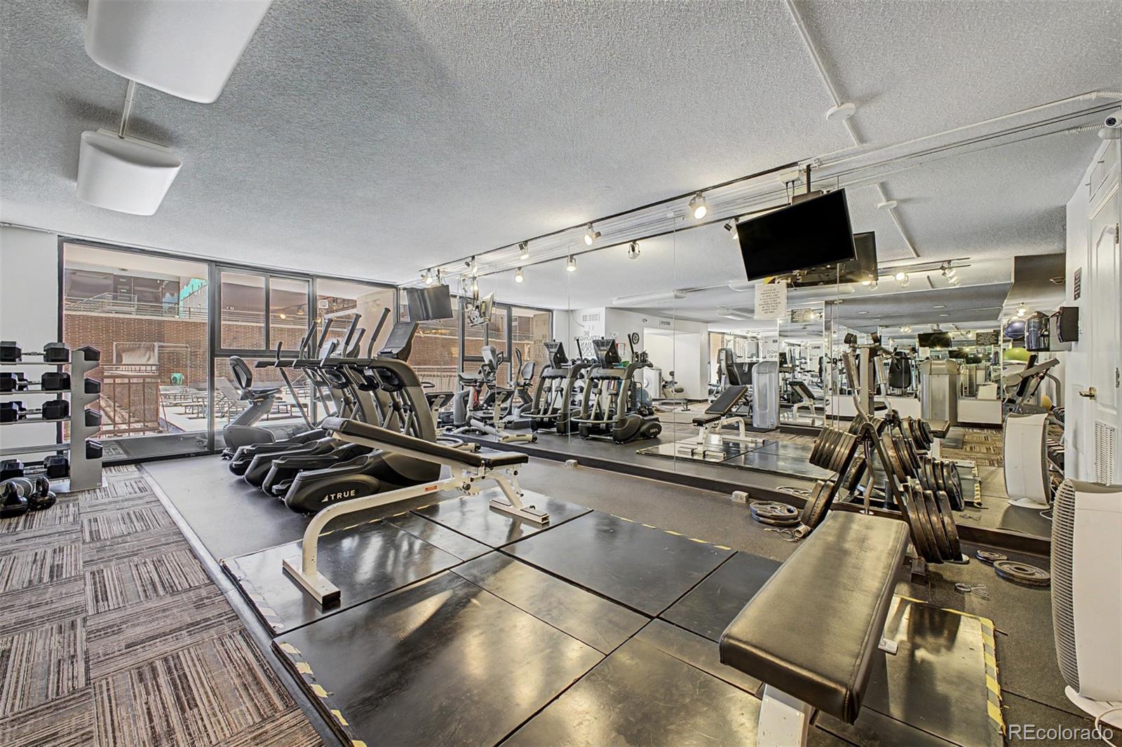 1020 15th Street Unit: 215