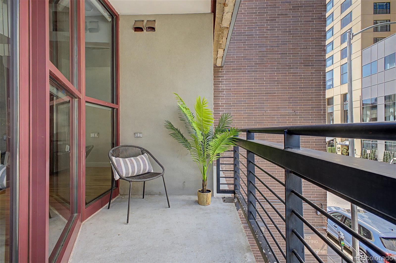 1020 15th Street Unit: 215