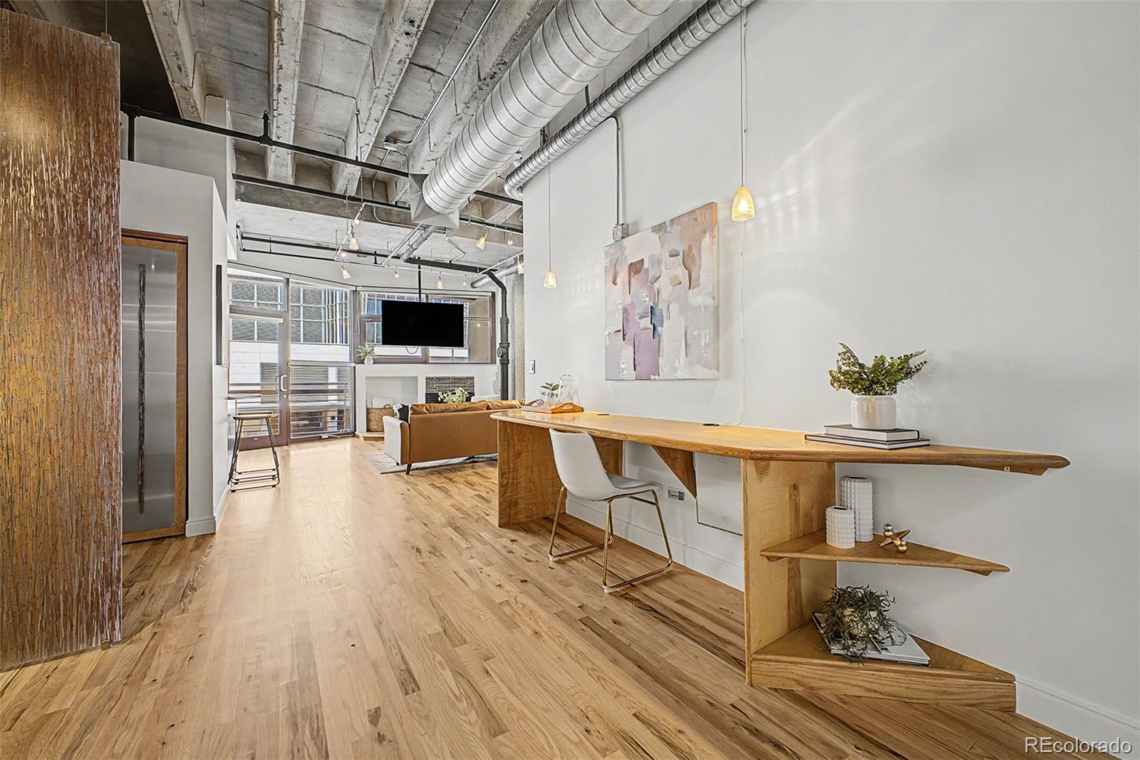 1020 15th Street Unit: 215