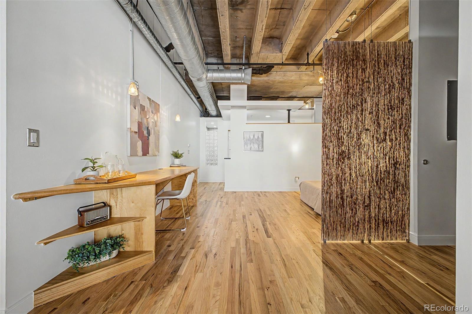 1020 15th Street Unit: 215