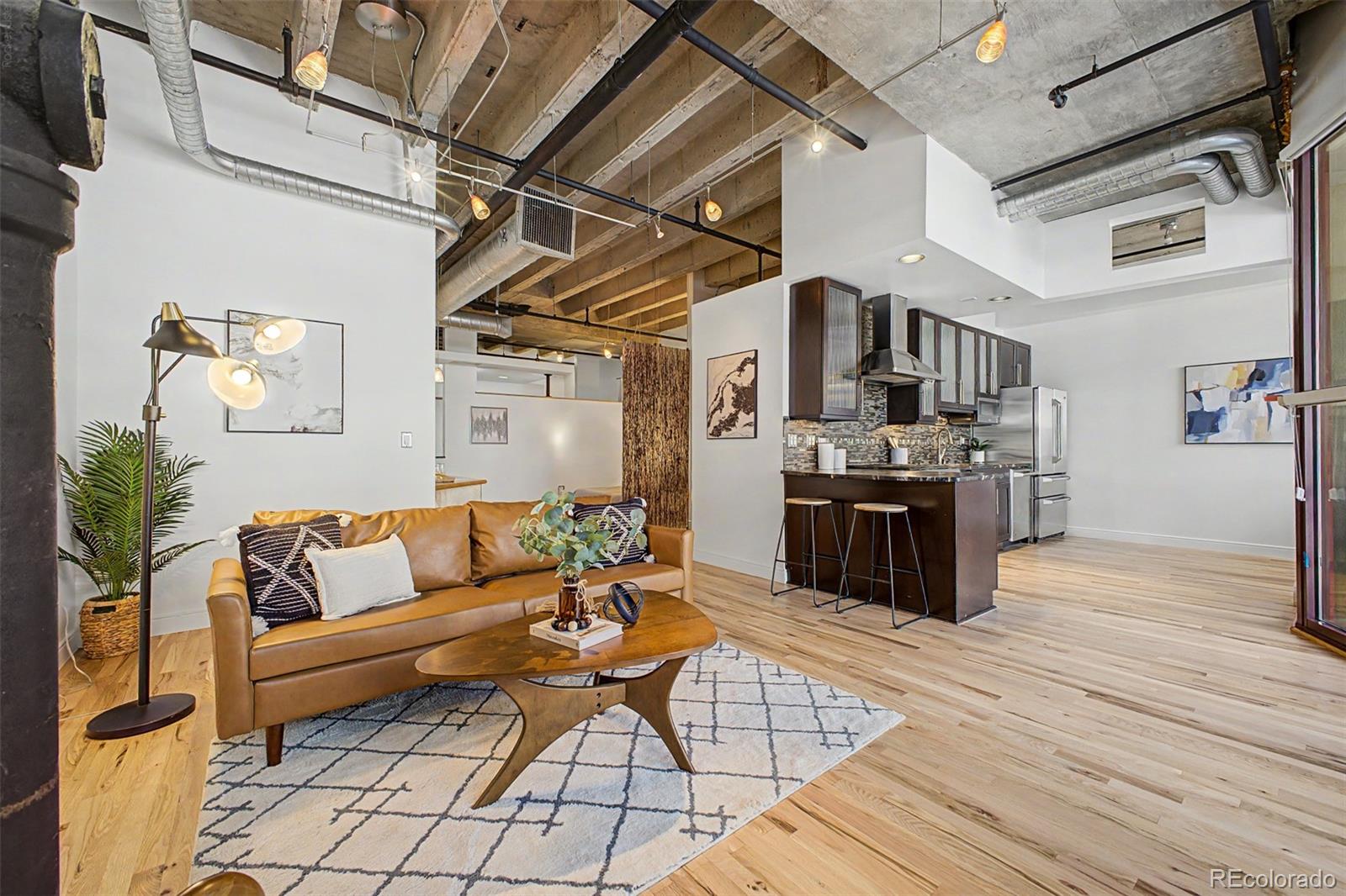 1020 15th Street Unit: 215