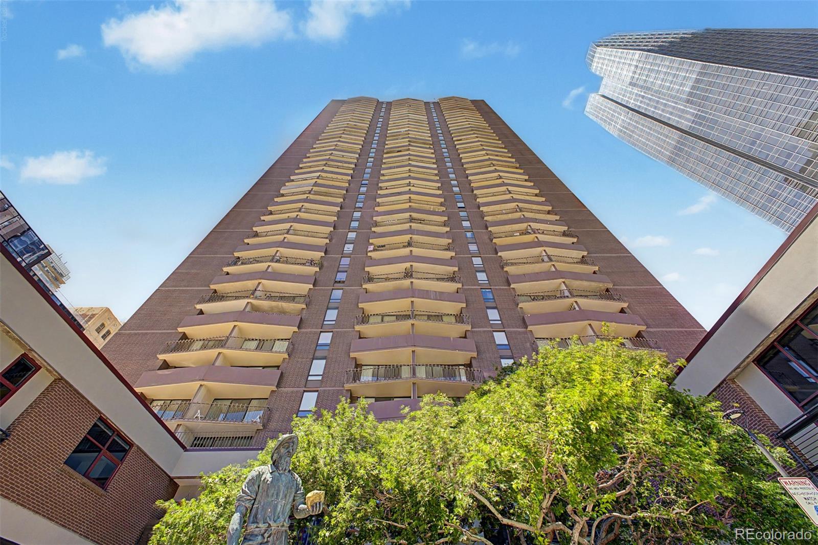1020 15th Street Unit: 215