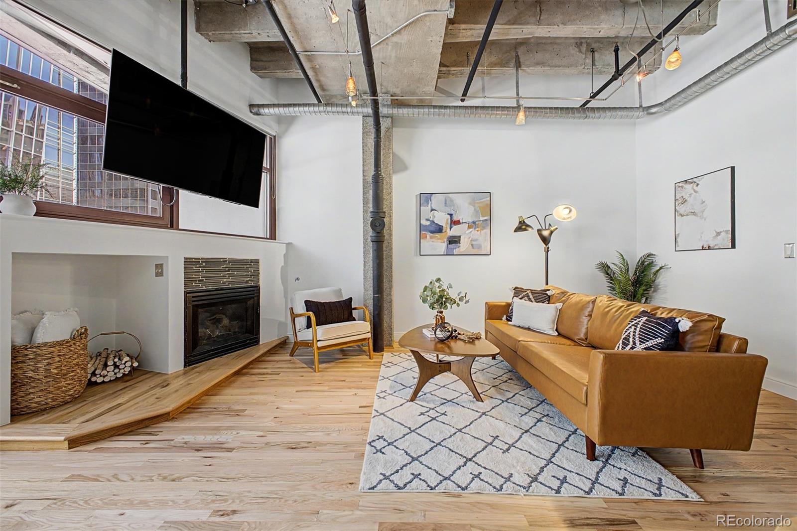1020 15th Street Unit: 215