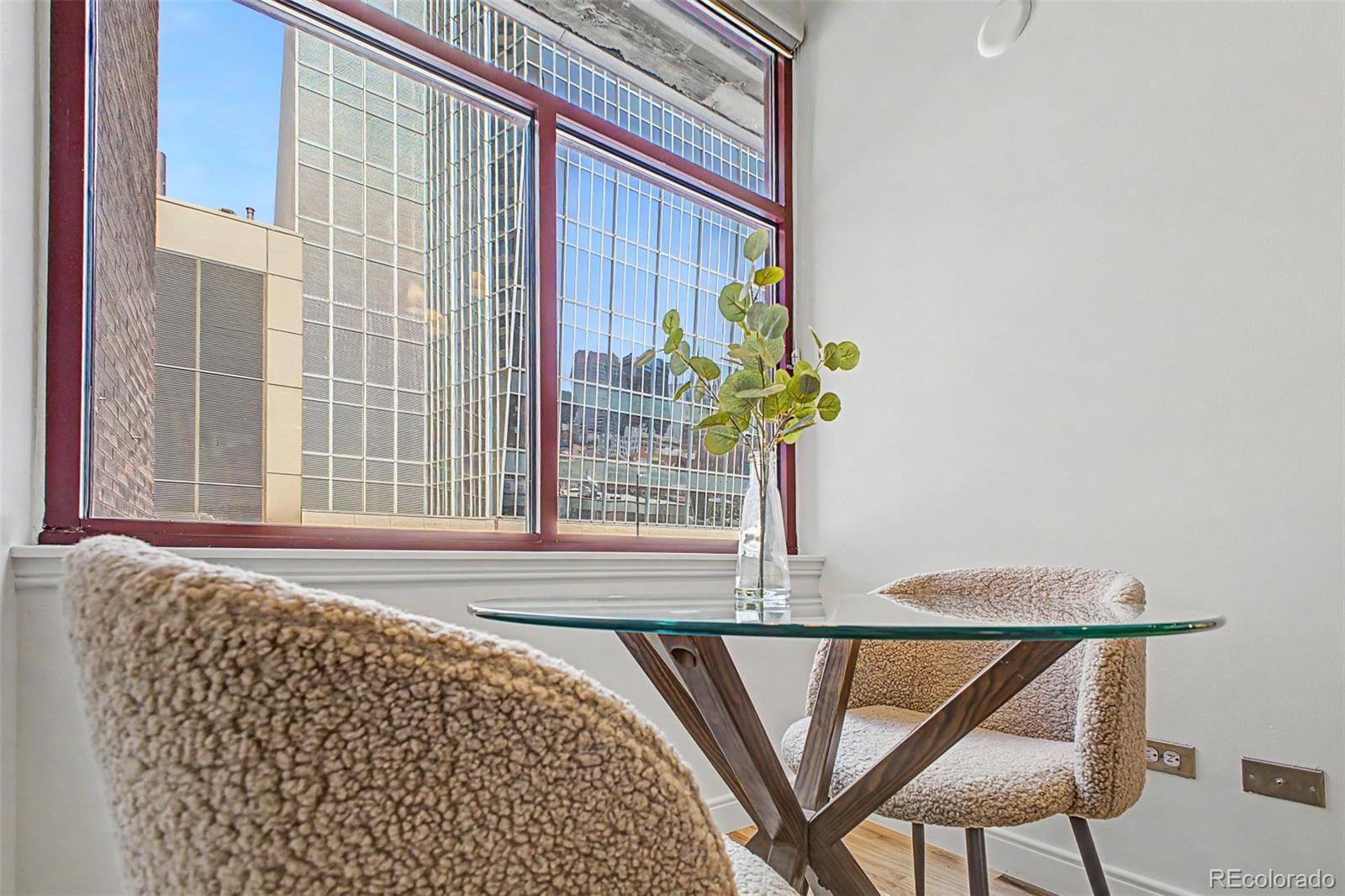 1020 15th Street Unit: 215