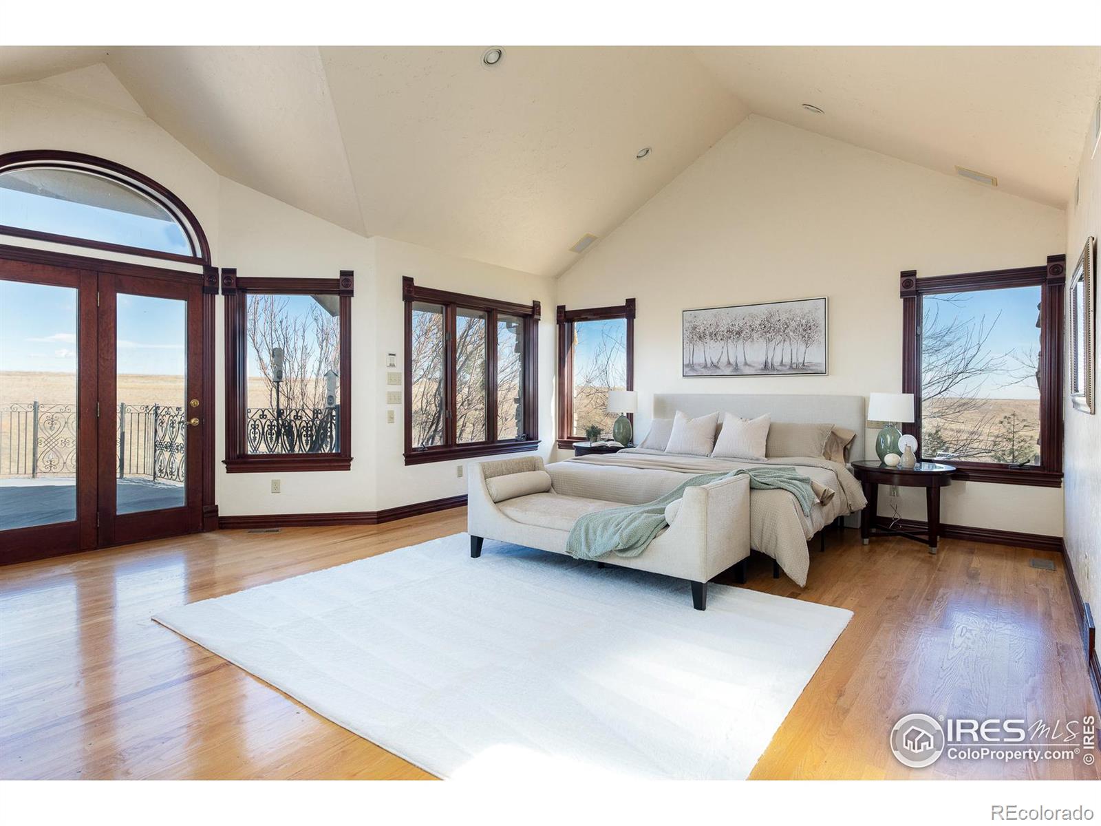 3200 S Foothills Highway