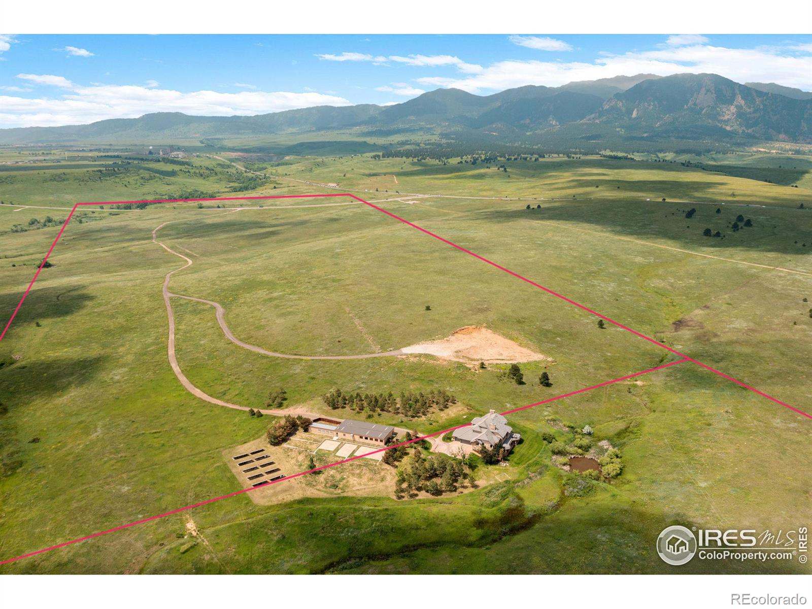 3200 S Foothills Highway