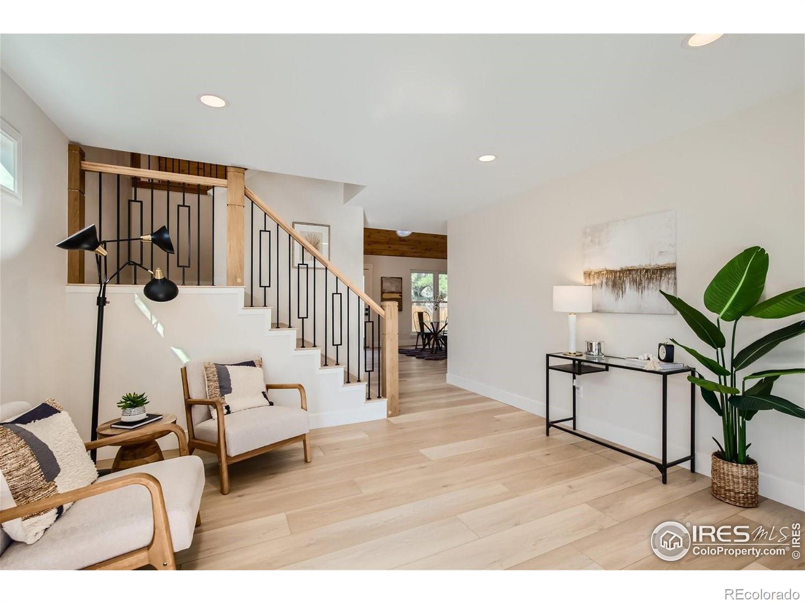 679 W Sandbar Circle