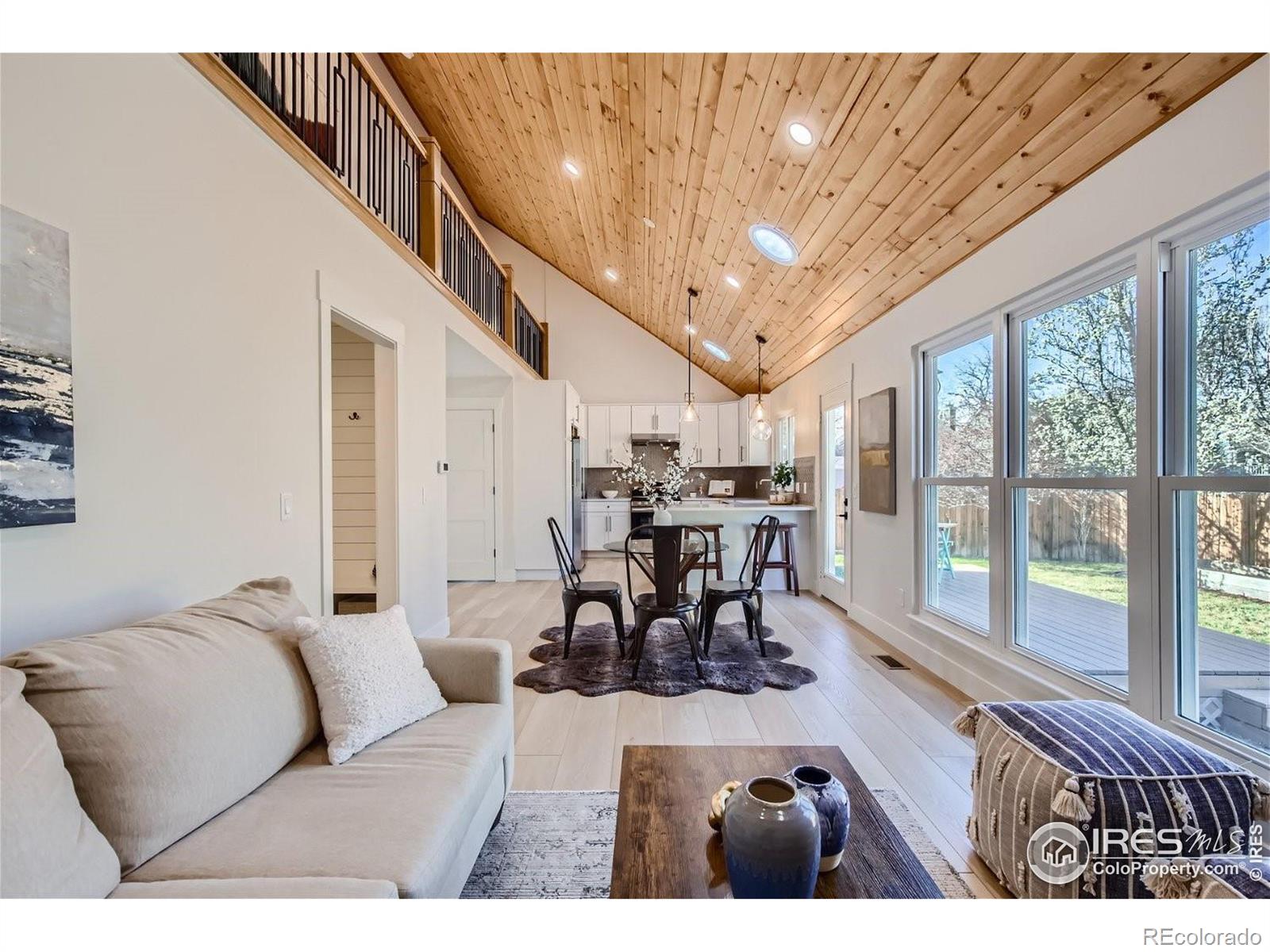 679 W Sandbar Circle