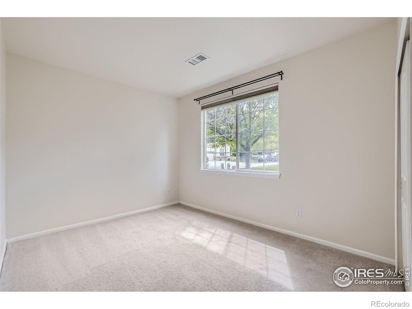 2869 Whitetail Circle