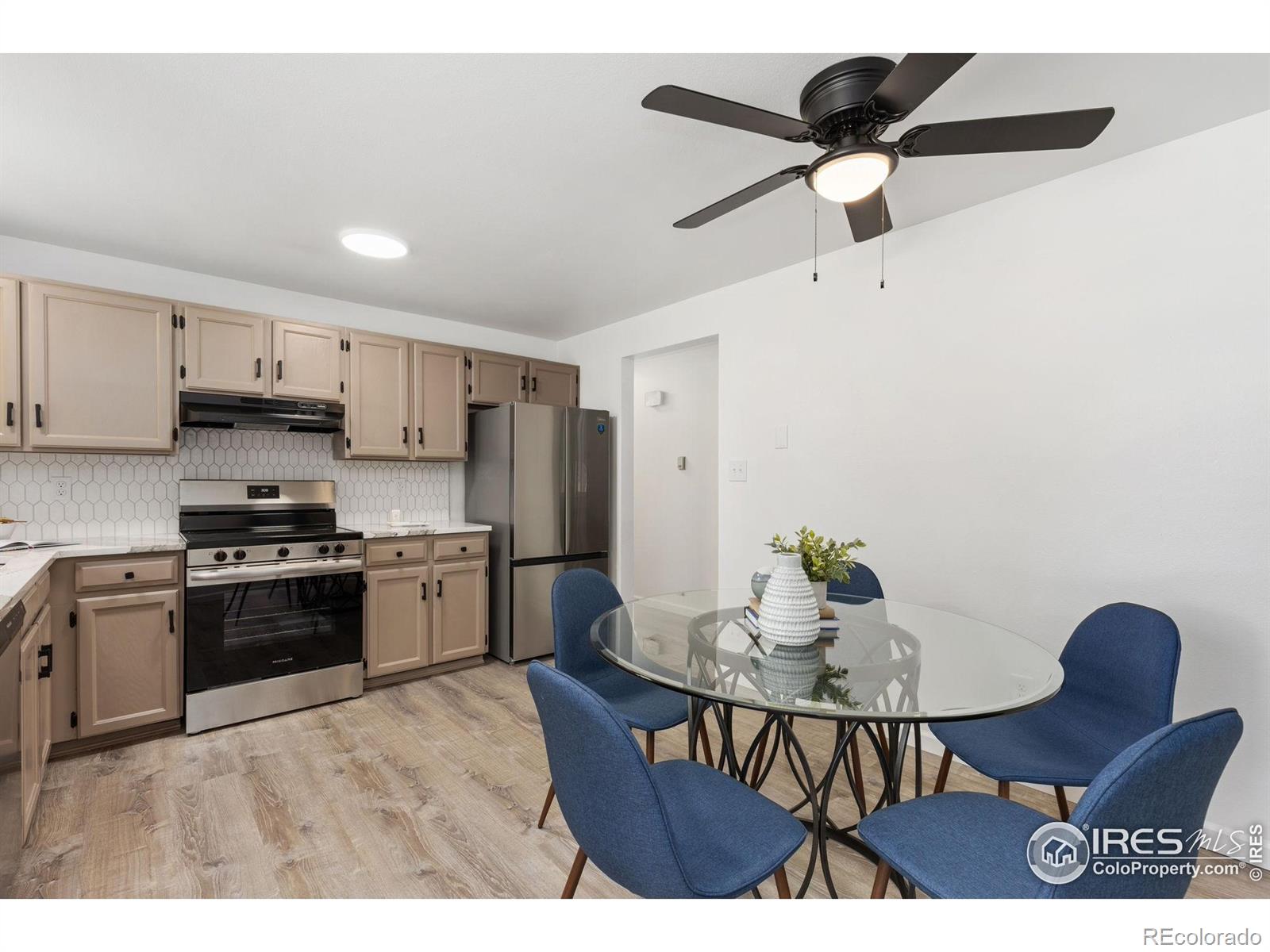 530 Mount Evans Street