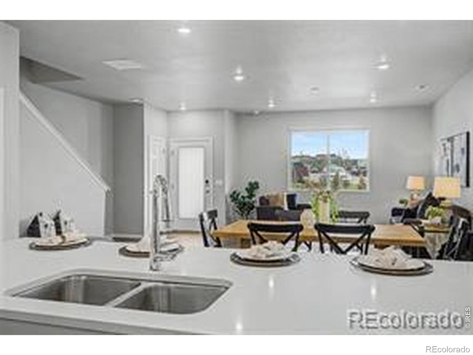 13799 Vispo Way