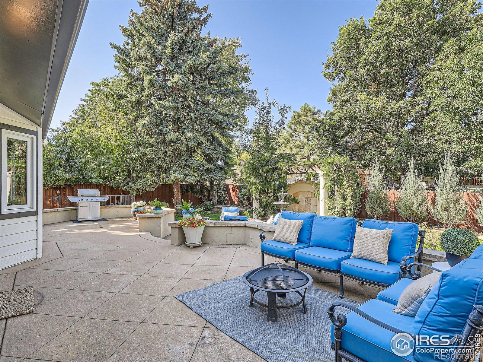 939 W Alder Street