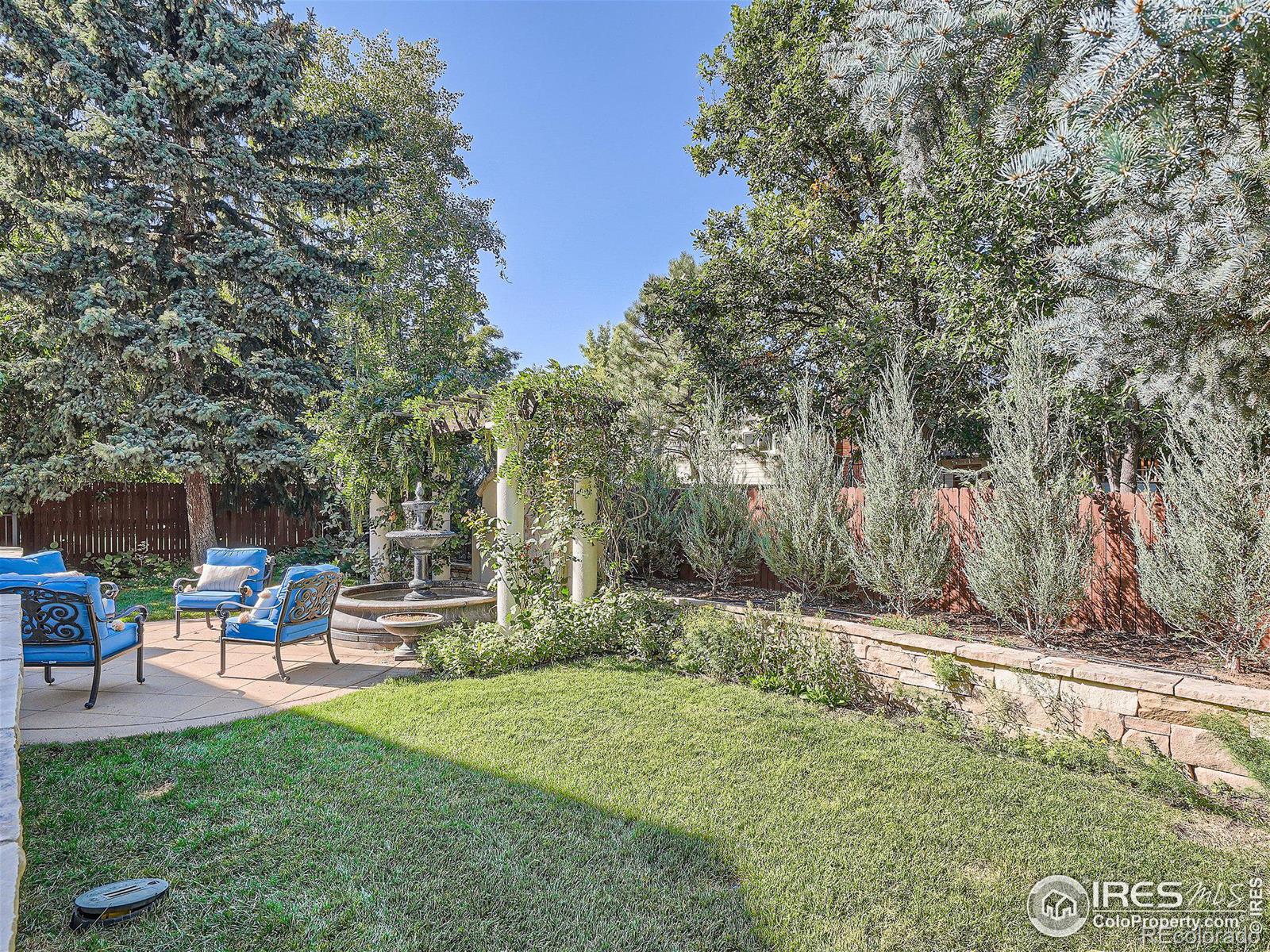 939 W Alder Street