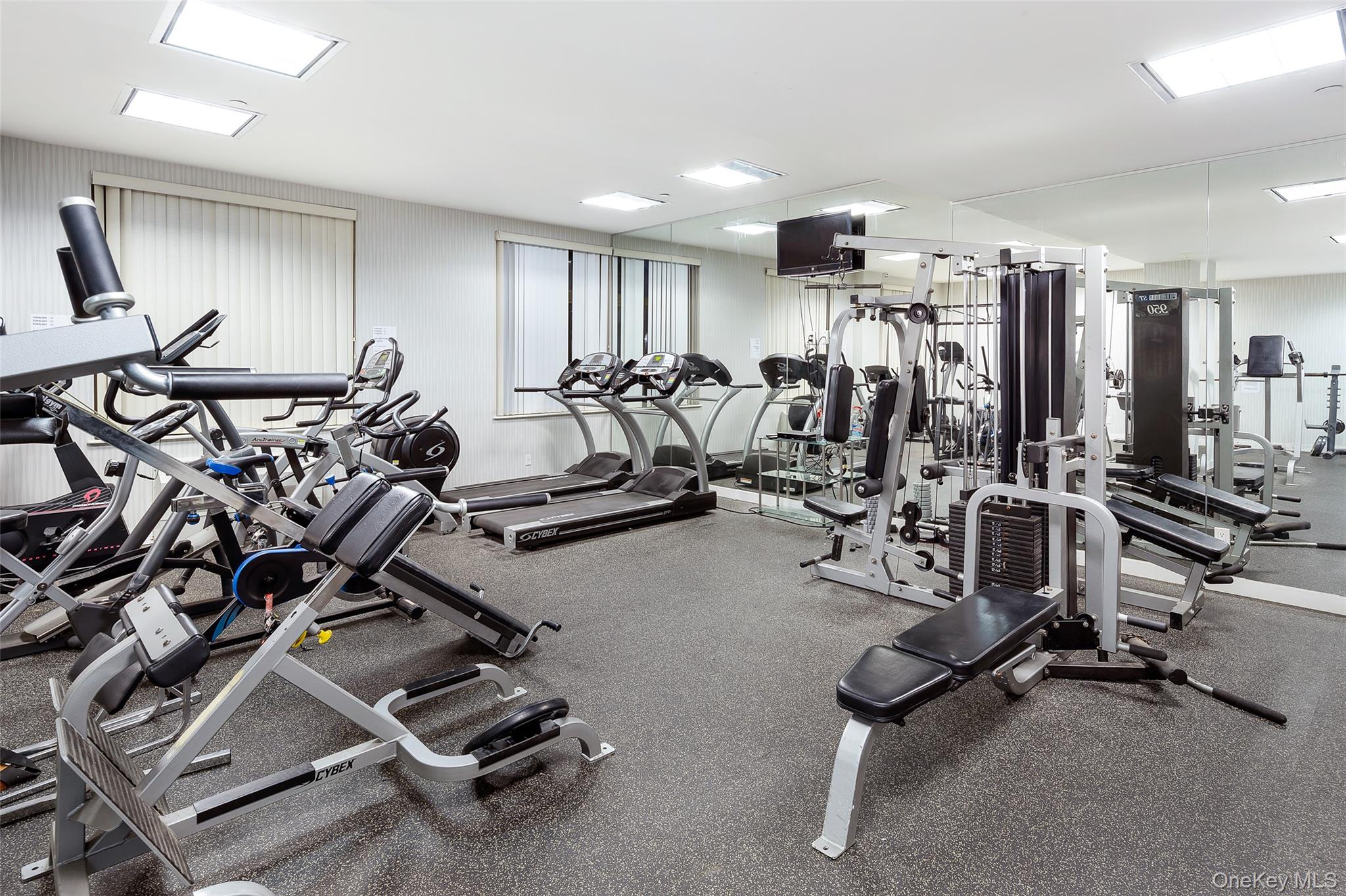 14320 Hoover Avenue Unit: 505