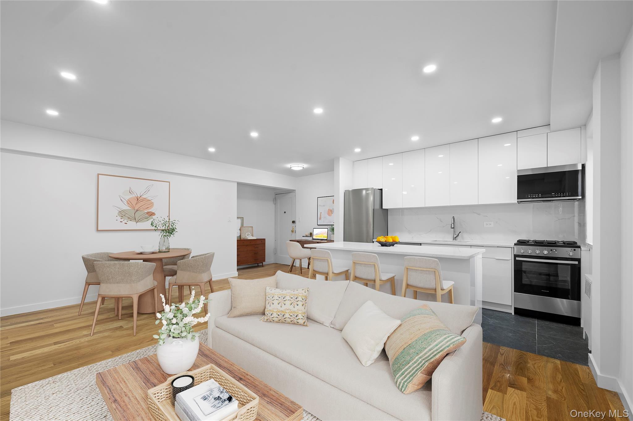 25-10 31st Avenue Unit: 2M
