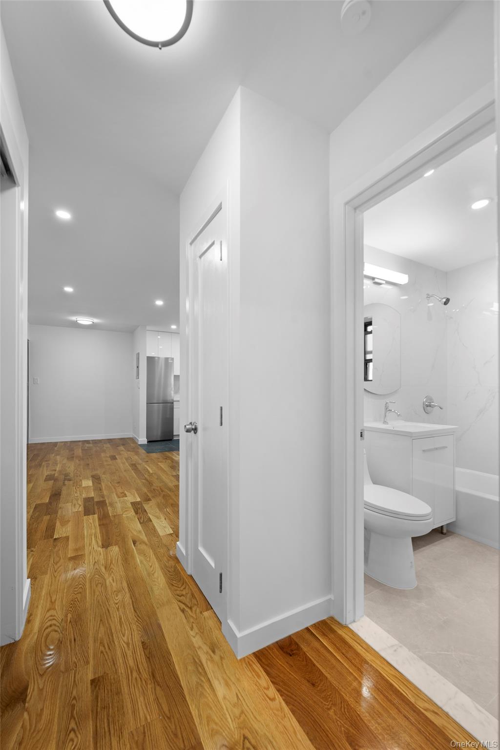 25-10 31st Avenue Unit: 2M