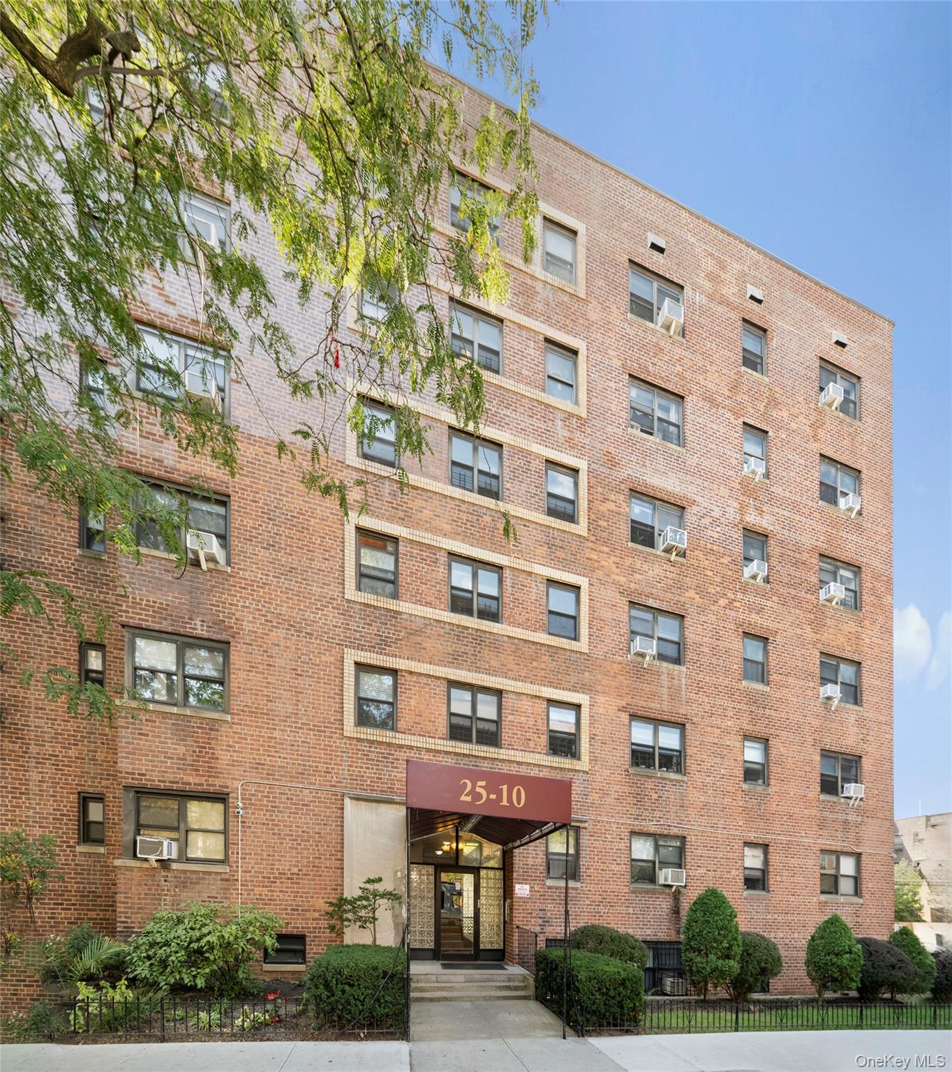 25-10 31st Avenue Unit: 2M