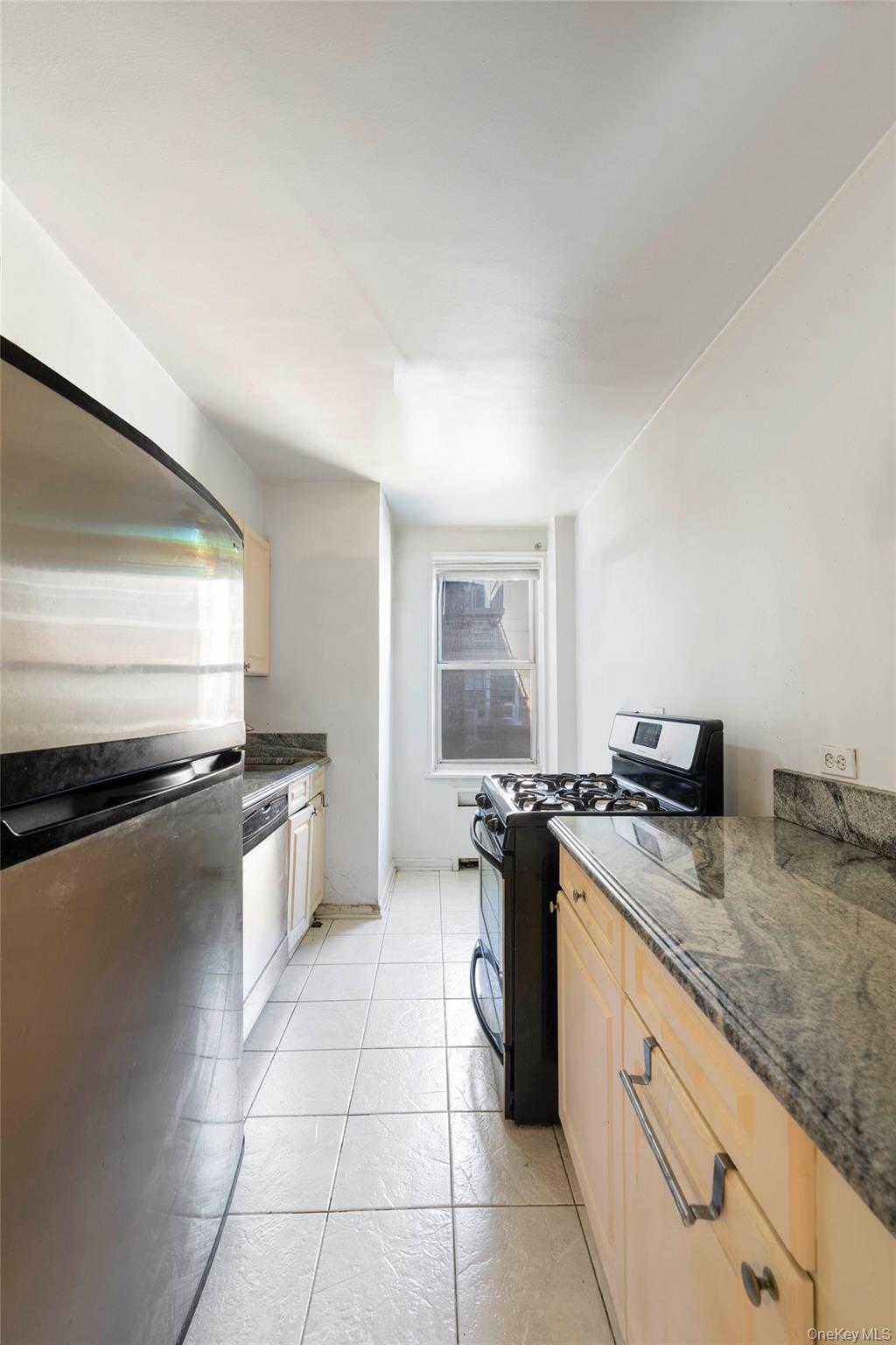 72-81 113th Street Unit: 6T